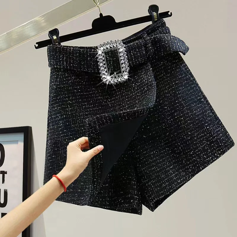 Retro Small Fragrance Wide Leg Wool Shorts Women Winter High Waist Bright Silk A-line With Belt