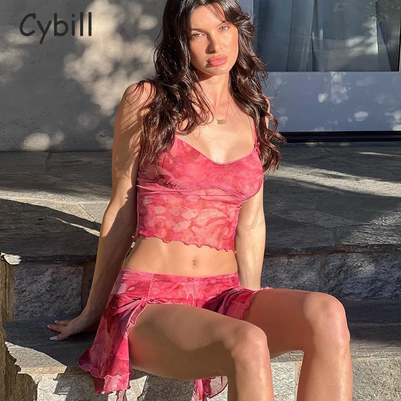 

Сексуальный клубный Топ Cybill, юбка мини в стиле пэчворк, комплект из двух предметов, женская модная розовая уличная одежда с открытыми плечами, шорты, наряд