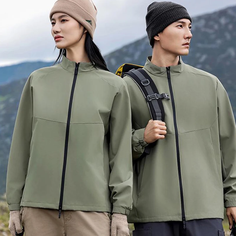 Мужская куртка из софтшелла с воротником-стойкой по индивидуальному заказу