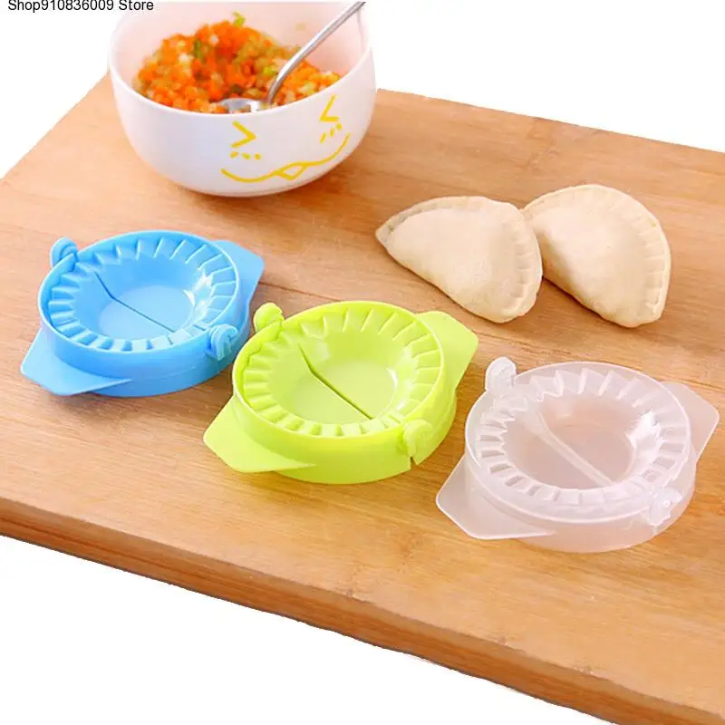 

Plastic DIY Dumpling Maker Mold Practical Commercial Dough Press Dumpling Pie Ravioli Mould Kitchen Pastry Baking Tools
