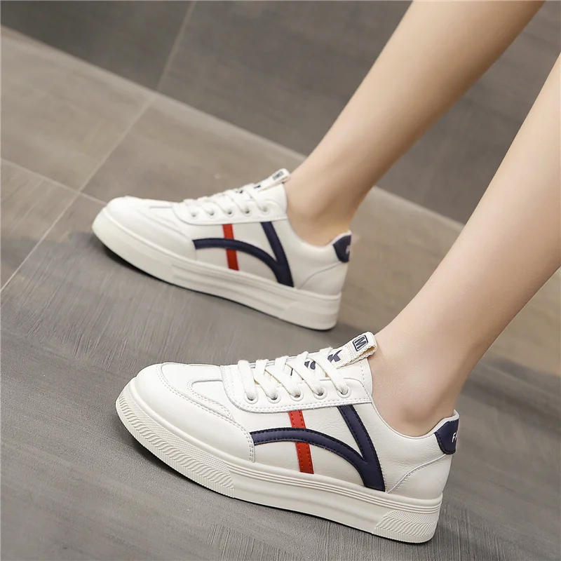  Белые туфли для девочек универсальные на толстой подошве новинка лета 2024 супер