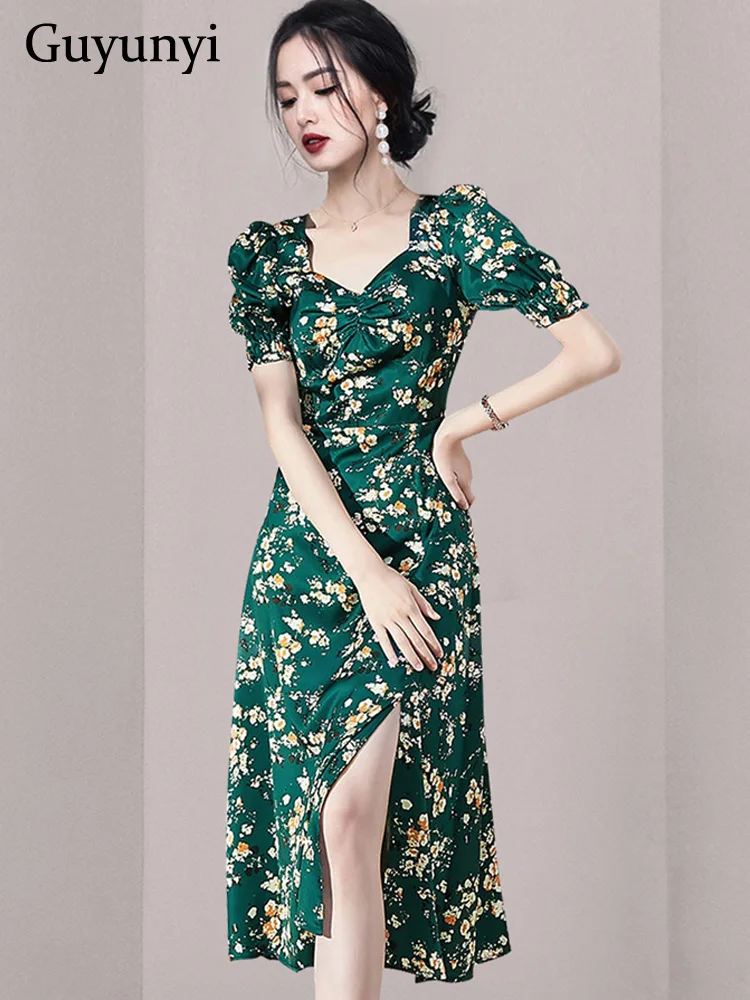 

Elegant Vintage Dress 2022 Summer Classic Small Floral Print Square Neck Folds Puff Sleeves High Waist French Party Dress Women