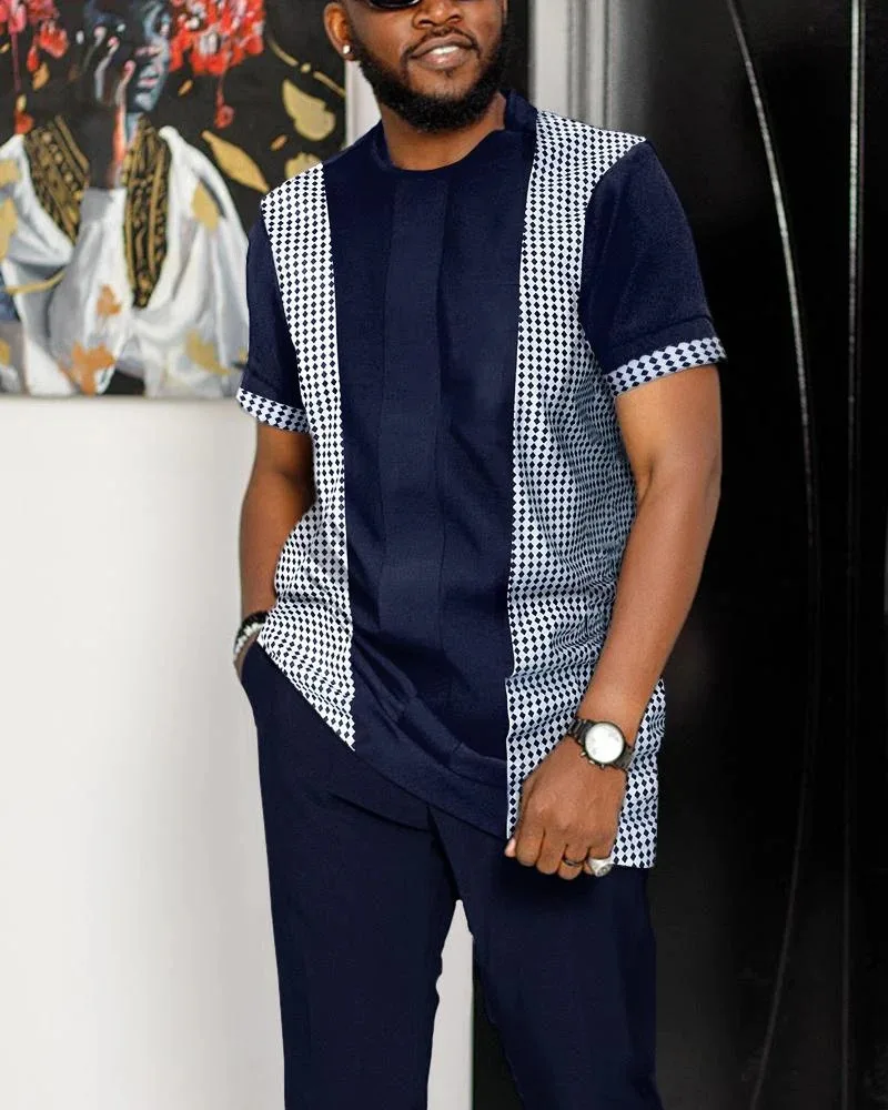 2023 Summer Lattice Tracksuit Men 2 Piece Suit Man Clothes Tshirts Pants Trousers Streetwear Jogging Sets Casual Male Clothing