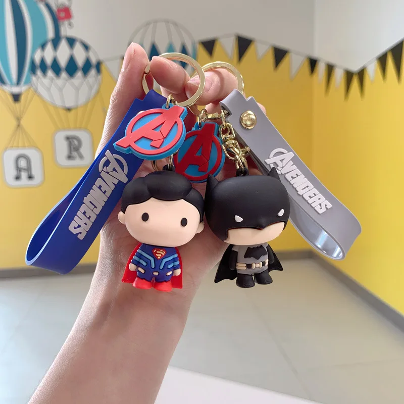 Брелок Bandai с героями Marvel железный человек Бэтмен брелок фигуркой Мстителей супер