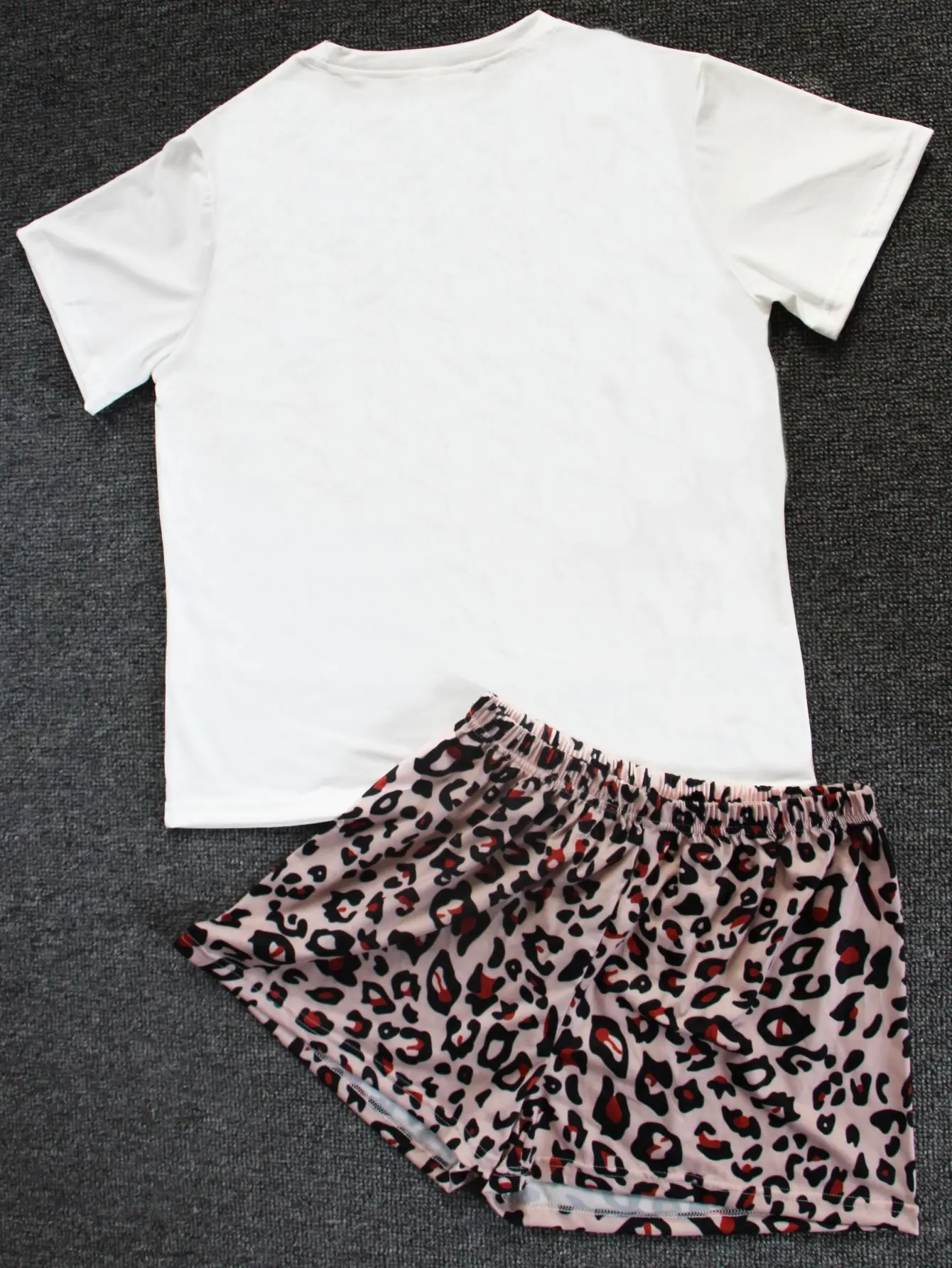 Womens Pajamas Sets Leopard Pyjamas Famale Pijama Loungewear Short Sleeve T-Shirt Shorts 2 Piece PJ Set Suit Sleepwear Nightwear