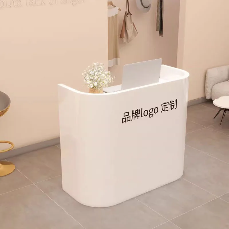 Информационная небольшая стойка регистрации маникюрный салон клиника