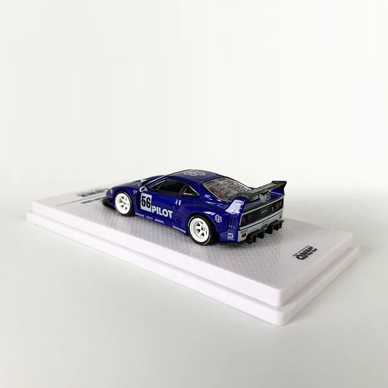 Модель автомобиля INNO 1:64 F40 LBWK металлический спортивный автомобиль автосалон 2024