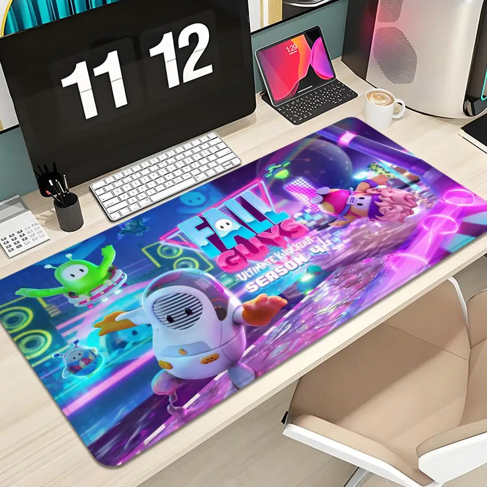Фото Коврик для мыши Fall Guys Ultimate Knockout, большой 600x300 мм, настольный коврик для ПК, игровой, с высококачественной печатью. №1
