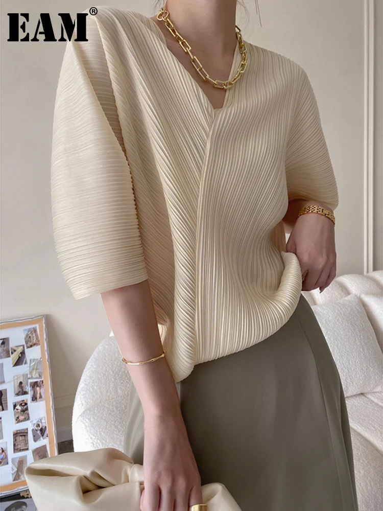 

[EAM] Women Yellow Blue Pleated Big Size Elegant T-shirt New V-Neck Half Sleeve Fashion Tide Spring Summer 2022 1DE8932