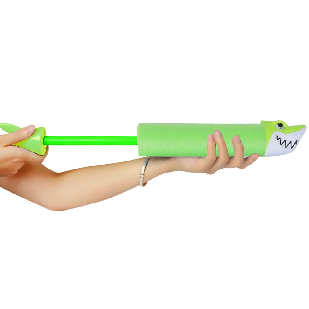 

Alligator/Shark Shaped Squirt Beach Toys Summer Party Outdoor Spray Water Pistol