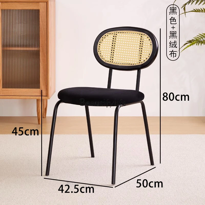 Обеденный стол и стул из ротанга в американском ретро-стиле