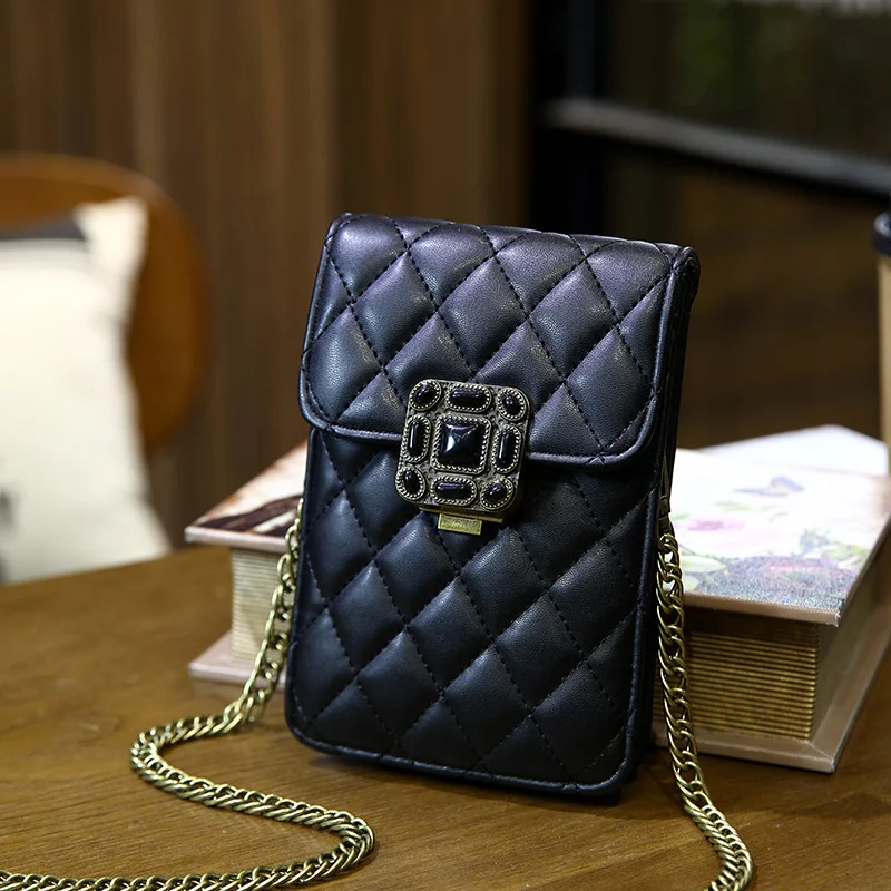 

2022 fashion new personalized Pu small bag Single Shoulder Messenger mobile phone bag women's chain Lingge zero wallet