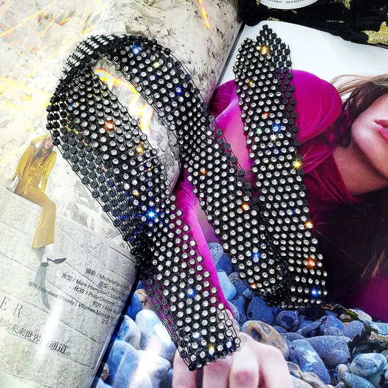 Цепочка на шею с длинными кисточками женская сверкающая многодренажная Длинная