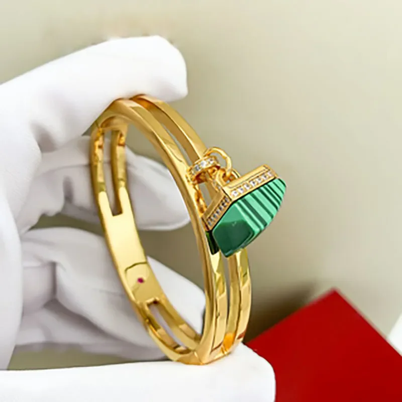 

2023 новый модный роскошный полый браслет женские ювелирные изделия аксессуары