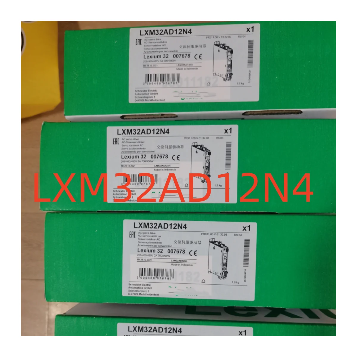 Новый оригинальный сервопривод Lexium32 LXM32AD12N4 LXM32AU60N4 LXM32AD18M2 LXM32AU45M2 LXM32AU90M2