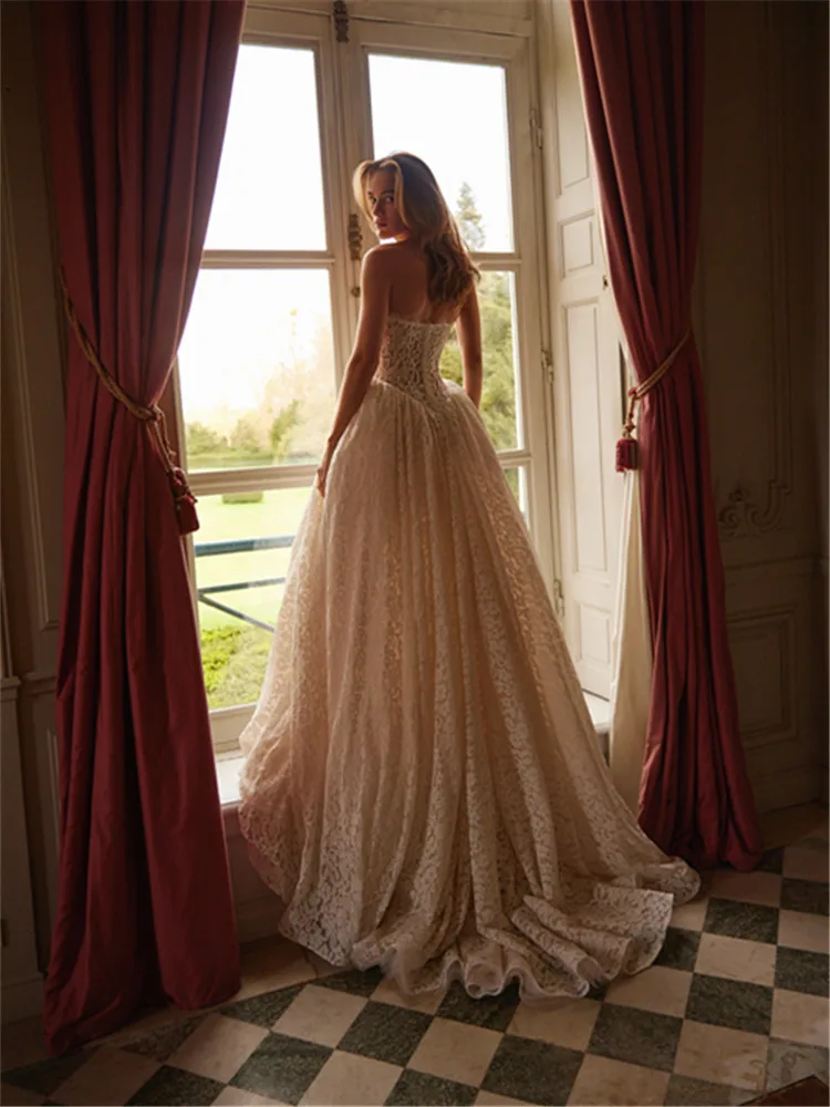 Женское свадебное платье It's yiiya белое кружевное с жемчугом на лето 2024