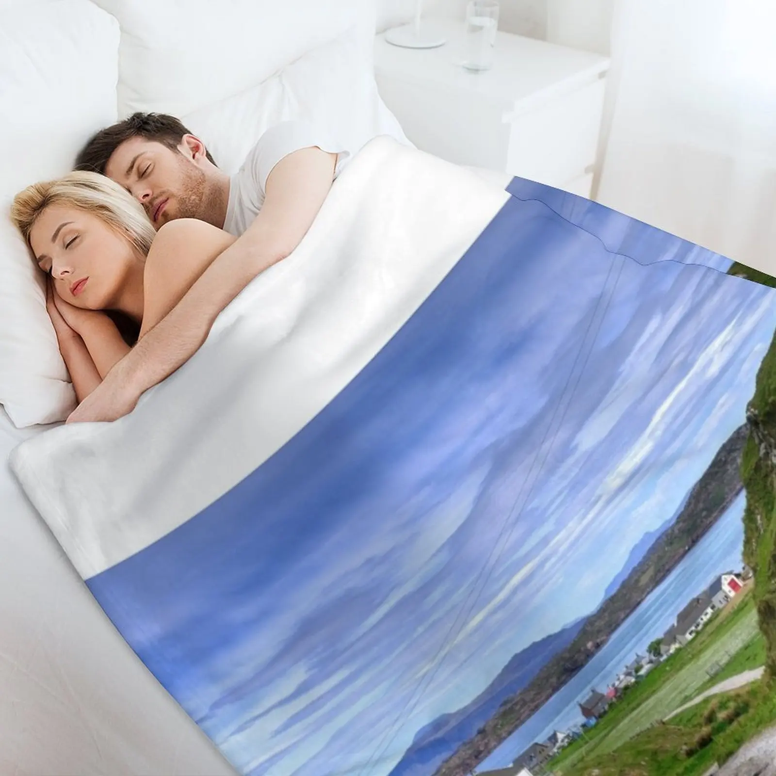 Baile Mor Isle of Iona Inner Hebrides Scotland Плед Многоцелевая среда Постельное белье Мягкие одеяла