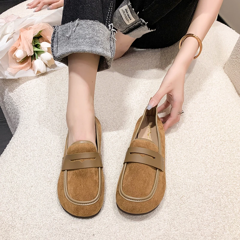 New Fashion Retro Women's Shoes Slip-on Round Toe Casual Women's Sneakers All-match Flat Shoes 2022 Spring Autumn Loafers Women