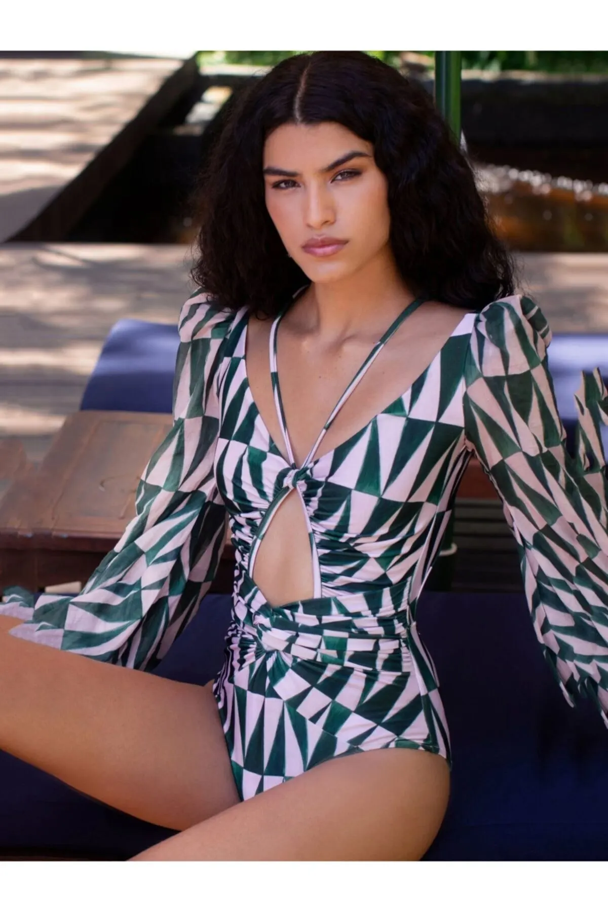 

Women's Swimsuit Green Long Sleeve Swimwear One Piece Swimwear Female Push Up Suit Monokini Brazilian Swimming Suits