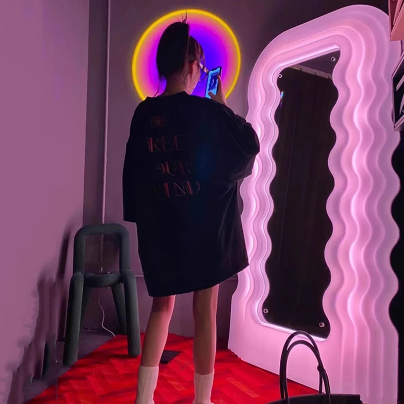 

Led Nordic Lamp Mirror Floor Memphis Irregular Wavy Cute Full Length Mirror Vanity Girls Macrame Modern Espejo Home Decoration