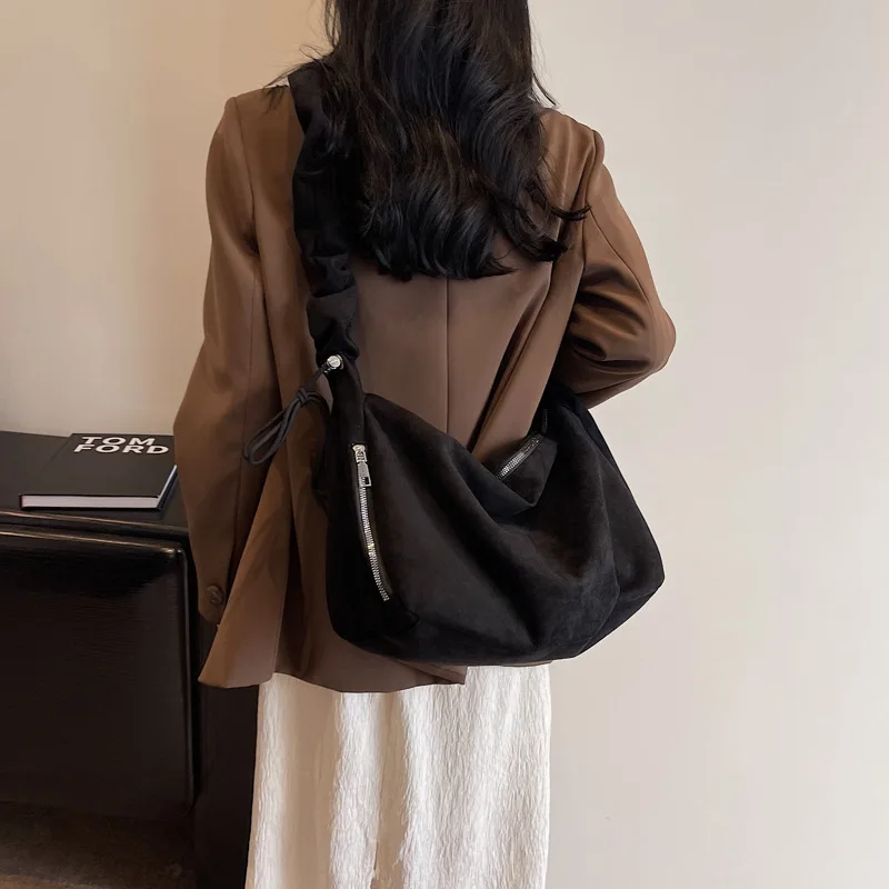 

Женская сумка-Кроссбоди из искусственной кожи, однотонная вместительная сумка через плечо с имитацией оленя, Осень-зима 2023