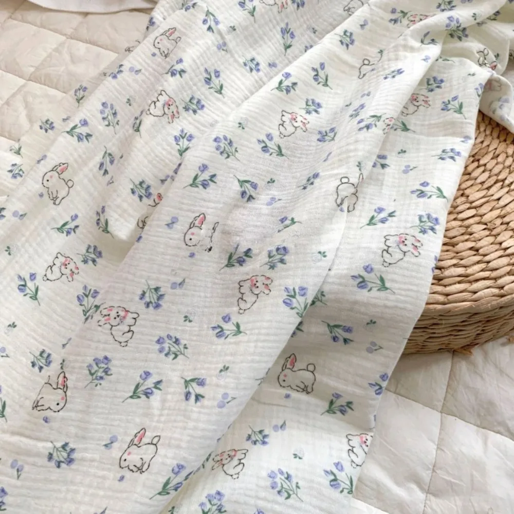 Хлопковая ткань с рисунком кролика дышащая и прочная для шитья одежды платьев