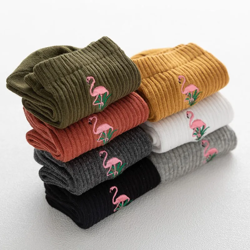 Женские хлопковые носки новые универсальные с вышивкой фламинго милые