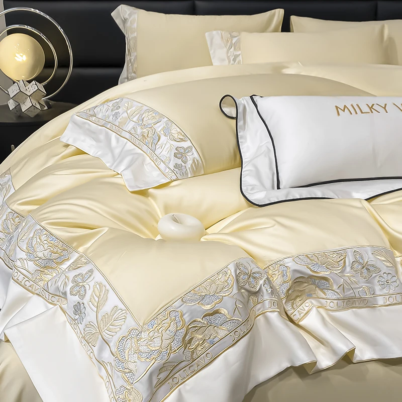 

Комплект постельного белья Fat Fairy HOME TEXTILE из египетского хлопка с вышивкой 4 предмета