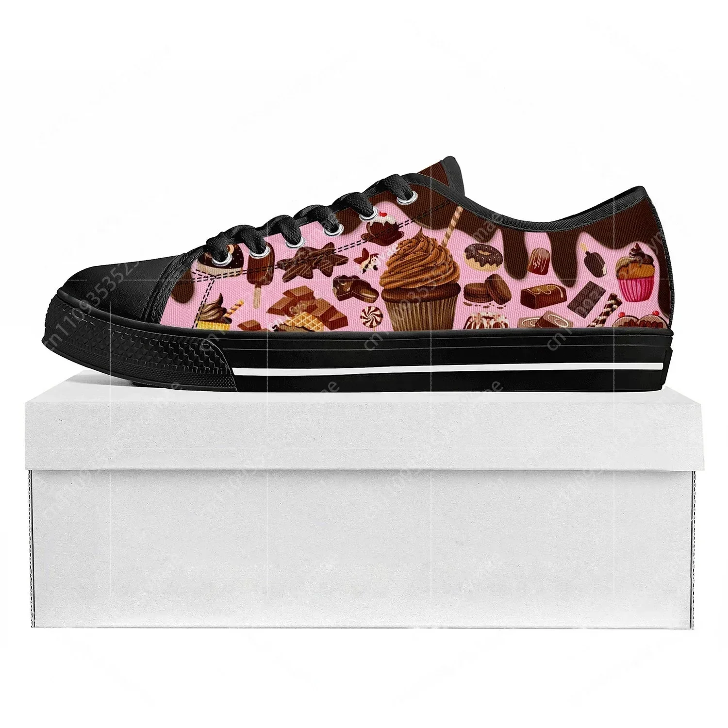 Фото Кроссовки Cartoon Cake Chef Low Top, высококачественные, мужские, женские, подростковые, из канваса, повседневные, для пар, на заказ, черные №1