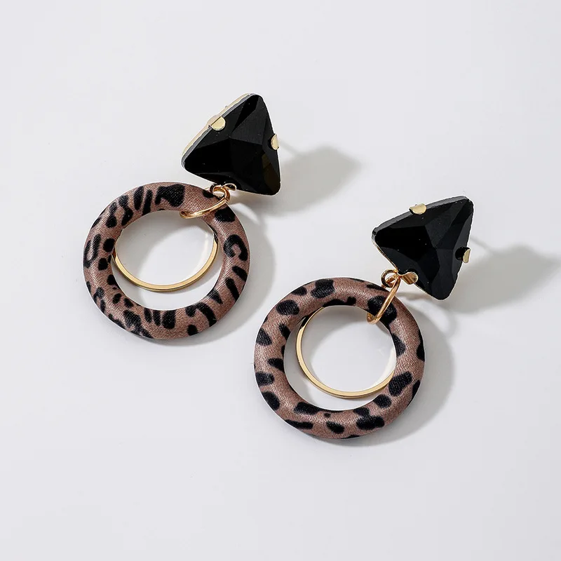 

European and American Women's Triangle Crystal Leopard Print Circle Earrings Ins Geometric Earrings