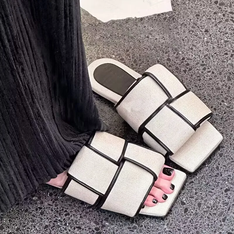 Women's slippers 2023 spring and summer fashion new casual woven plaid leather large bottomed slackers' open-toe slippers