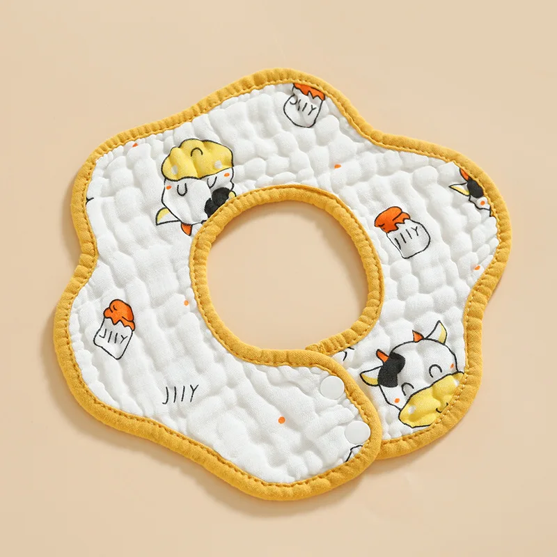 Хлопковое полотенце с принтом детский Слюнявчик лепестками моющийся