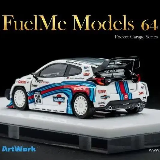 Fuelme 1:64 GR Yaris Pandem Ракета Кролик Мартини Смола Модель автомобиля