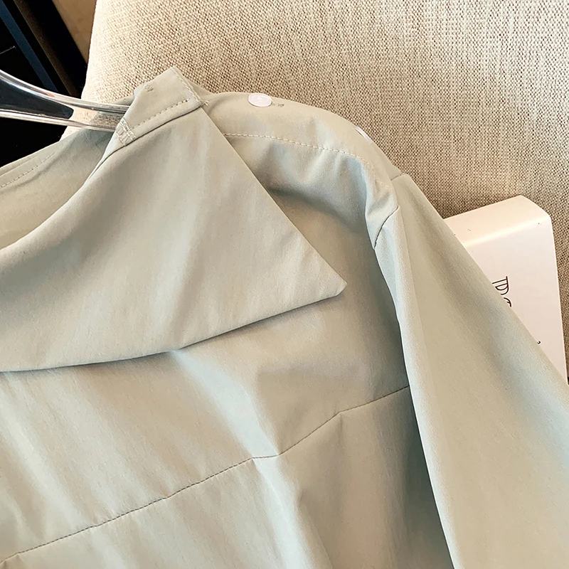 Женская рубашка с длинными рукавами-фонариками свободного покроя