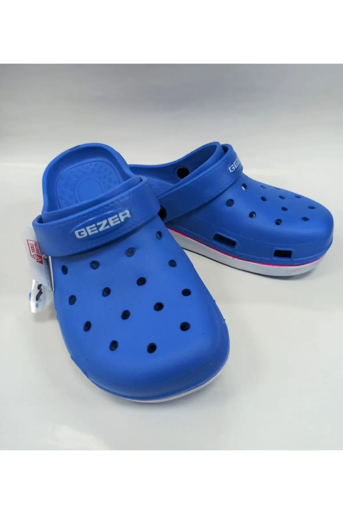 

Slippers Casual