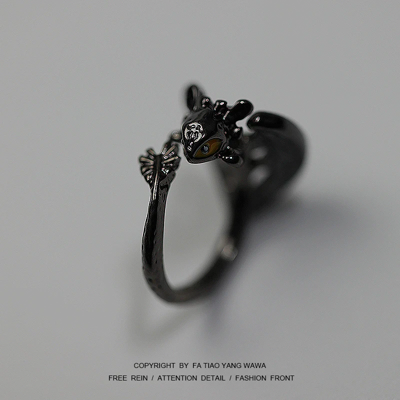 

On your hands! Dragon dark ring Male ring
