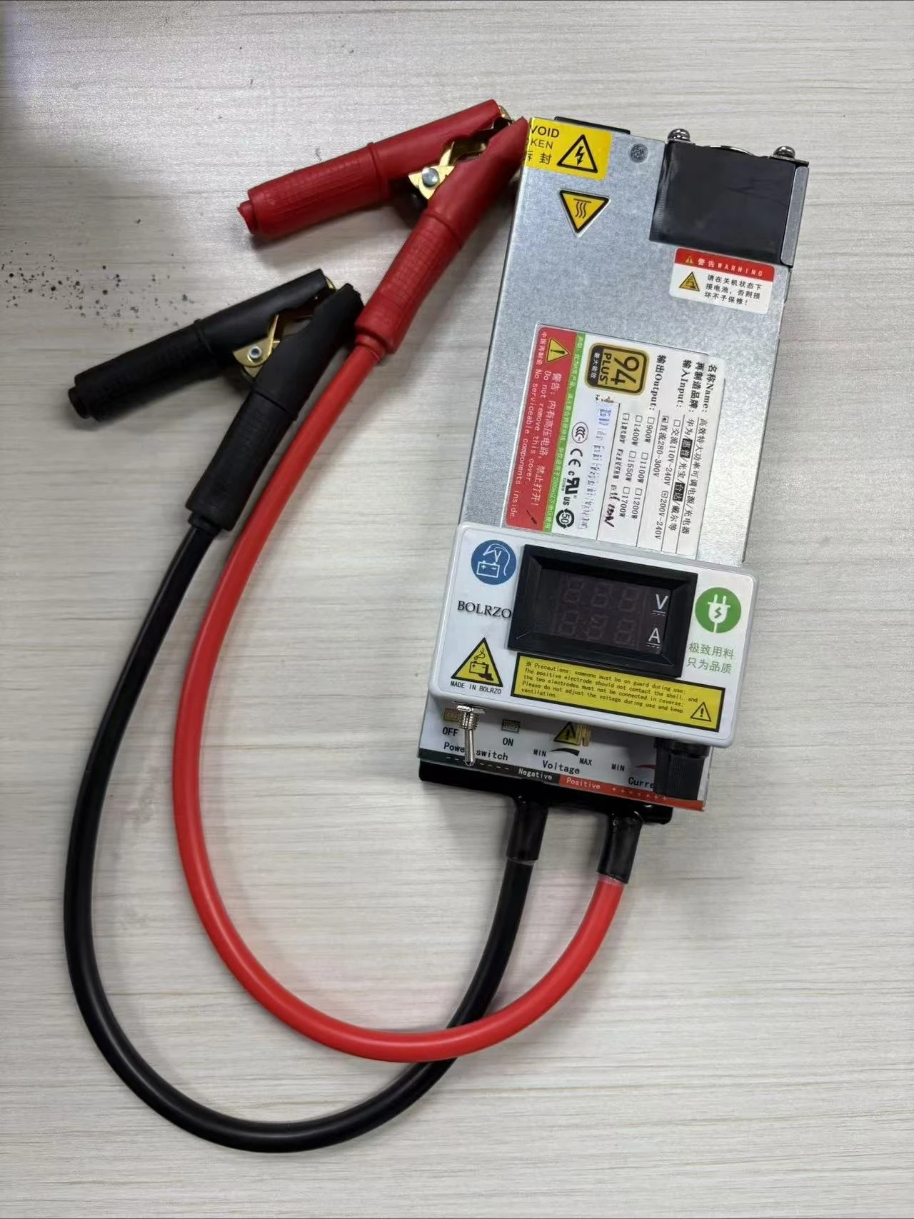 

Тройное зарядное устройство 12,6 В, 14,6 В, 100 А, 120 А, источник питания для автомобильного программирования, источник питания регулировки звука, высокая мощность, зарядка на автофургоне