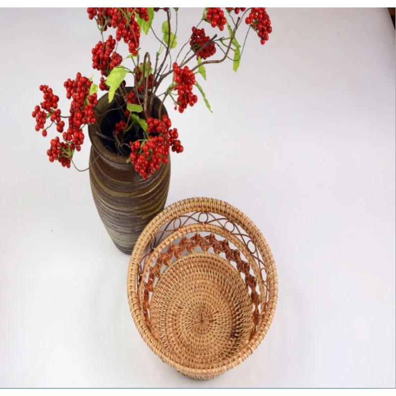 

New Handwoven Rattan Storage Tray Round Wicker Basket Bread Food Plate Fruit Cake Platter Dinner Serving Tray Tableware