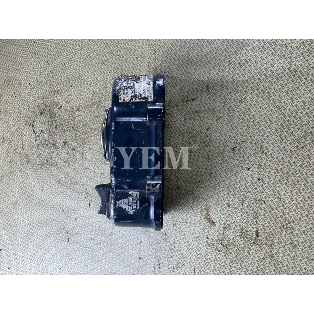 Крышка камеры клапана Z602 для дизельного двигателя Kubota