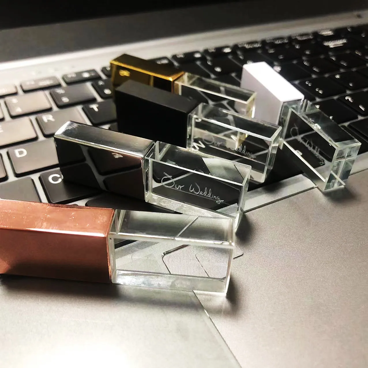 

Красочная Женская флеш-накопитель с интерфейсом USB 2,0 и кристаллами