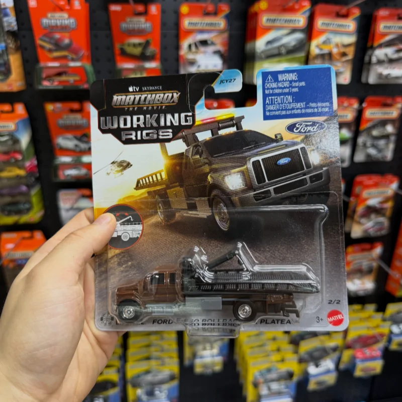 Фото Коллекционная модель грузовика Matchbox: Рабочая техника JCY27-J из сплава, Mercedes-Benz, Ford, International, для коллекционирования №3