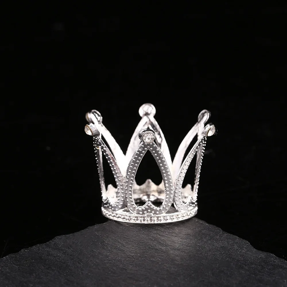 

Золотая корона для торта MOONBIFFY