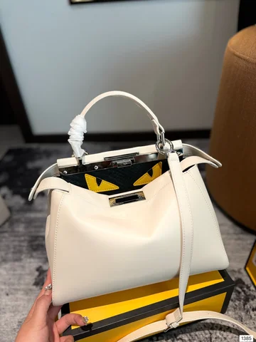 Fendi Сумки на плечи Женская новая сумка высококачественной кожи моды Messenger