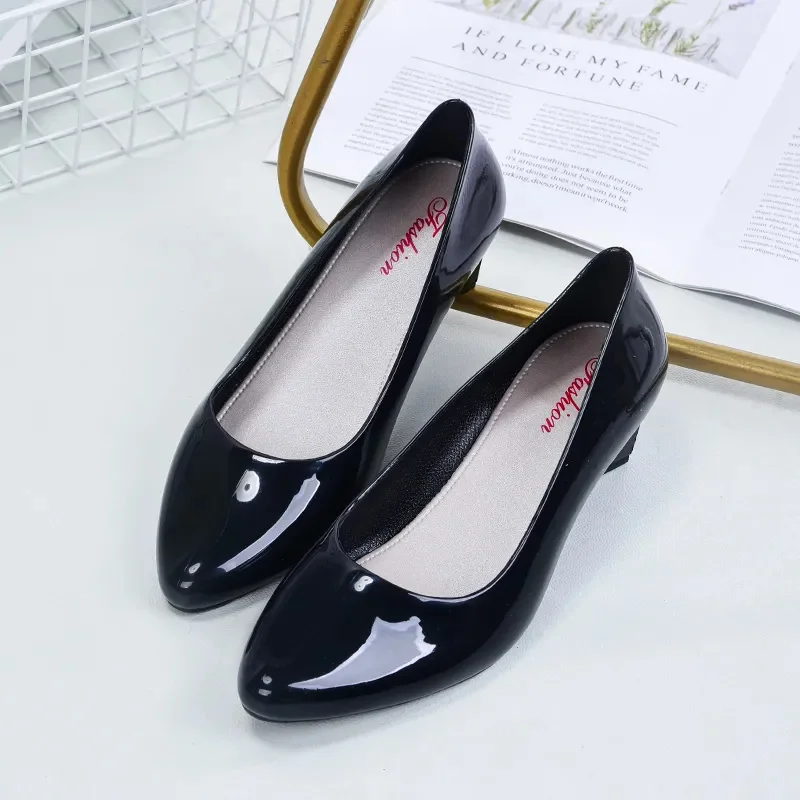 Женские туфли-лодочки Cresfimix цвет в ассортименте