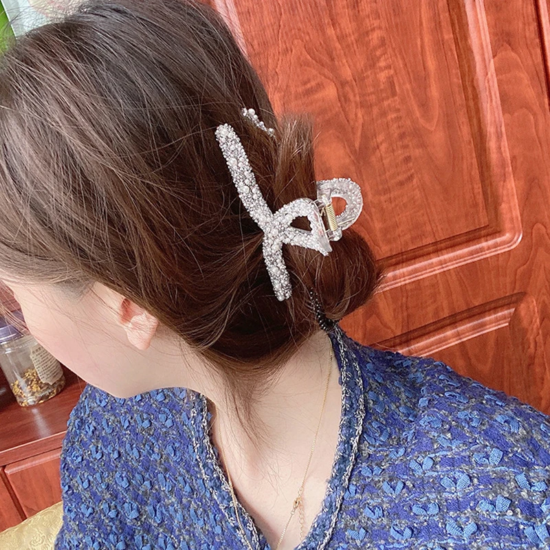 

Elegant Pearls Geometric Metal Hair Claw for Women 2022 New Big Size Hair Styling Barrettes Headband Hairpin Hair Accessories