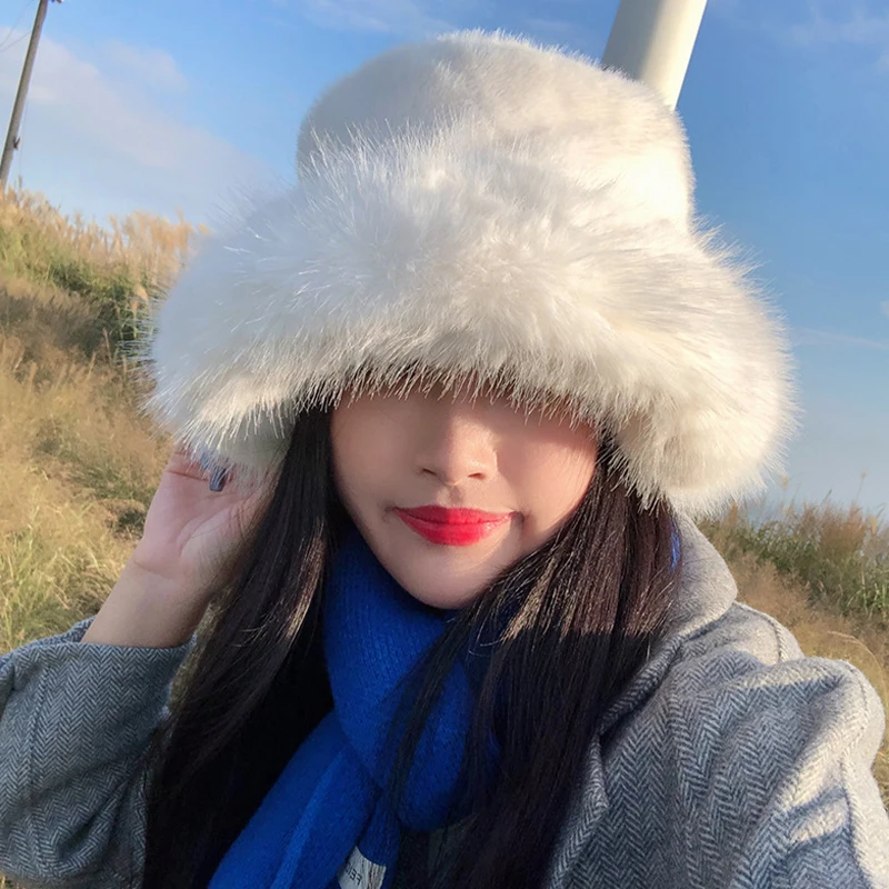 

Новинка 2023, зимняя плюшевая шапка высокого качества, модная теплая купольная шапка для женщин, утепленная шапка бини, Уличная Повседневная шапка для рыбалки
