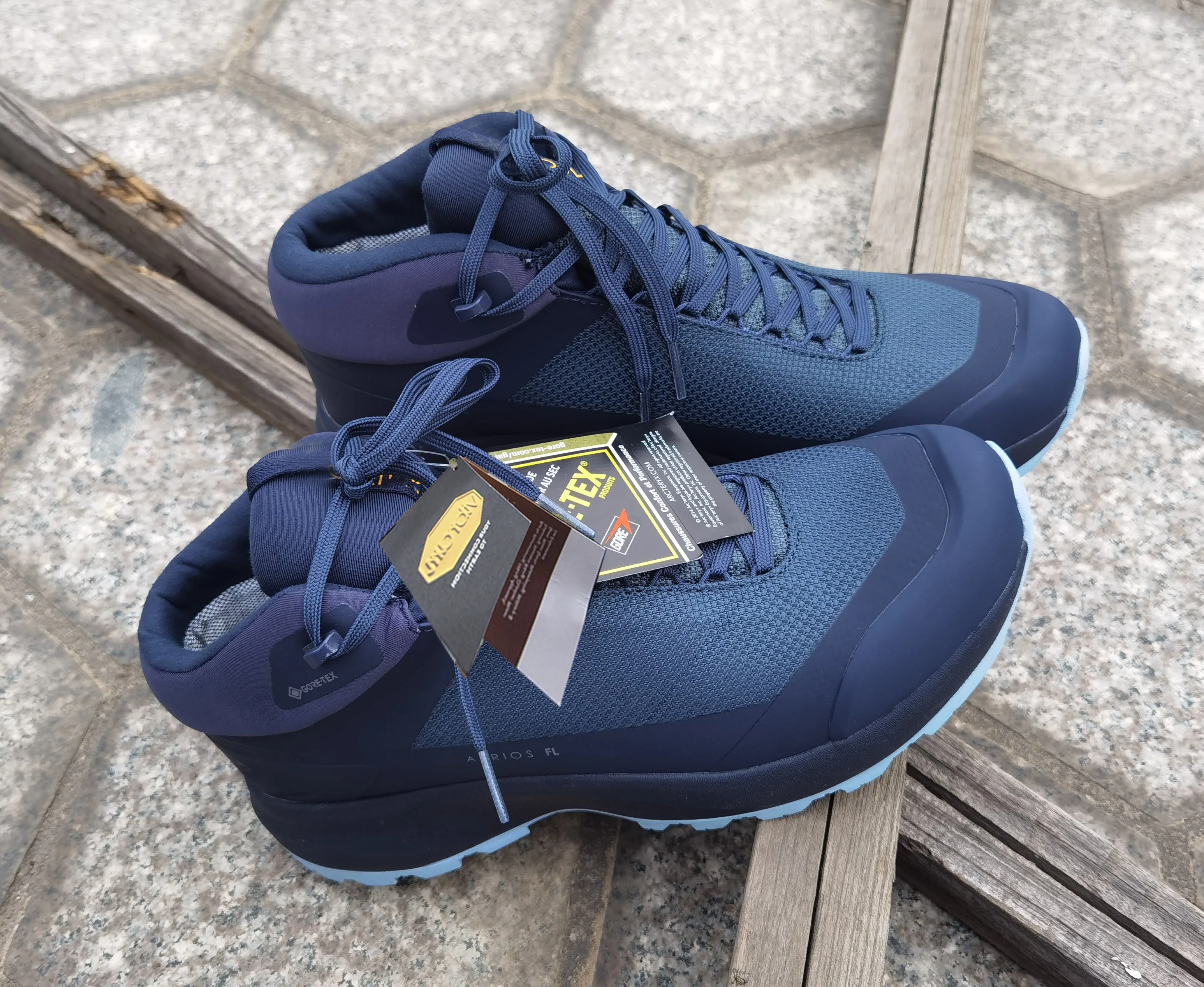 Men`s Bird GTX FL shockproof breathable anti-slip hiking trekking shoes mens country-cross waterproof camping climbimg shoes