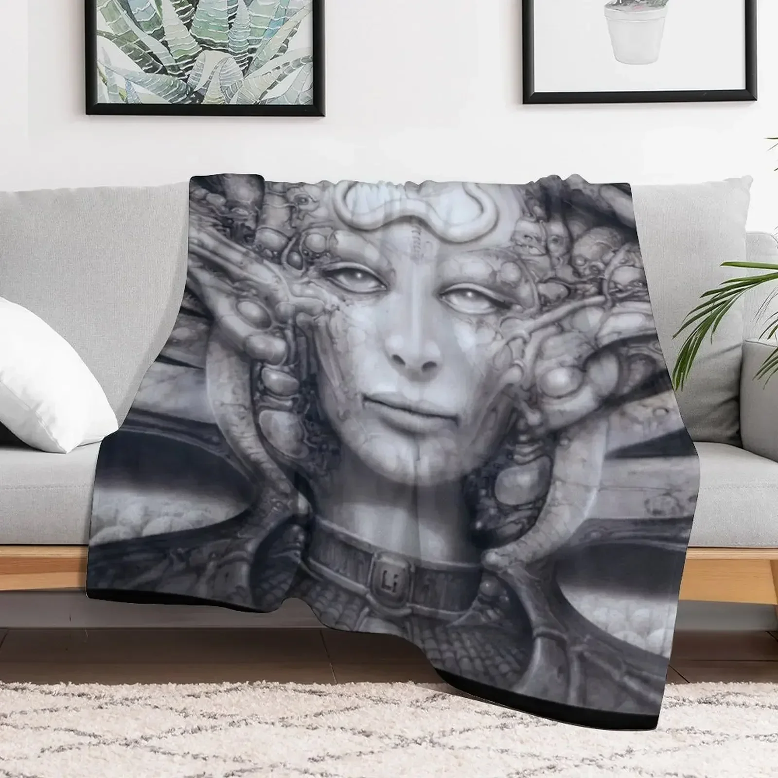 Х.Р. Одеяло Giger - Li Throw Blanket Thins Роскошные одеяла