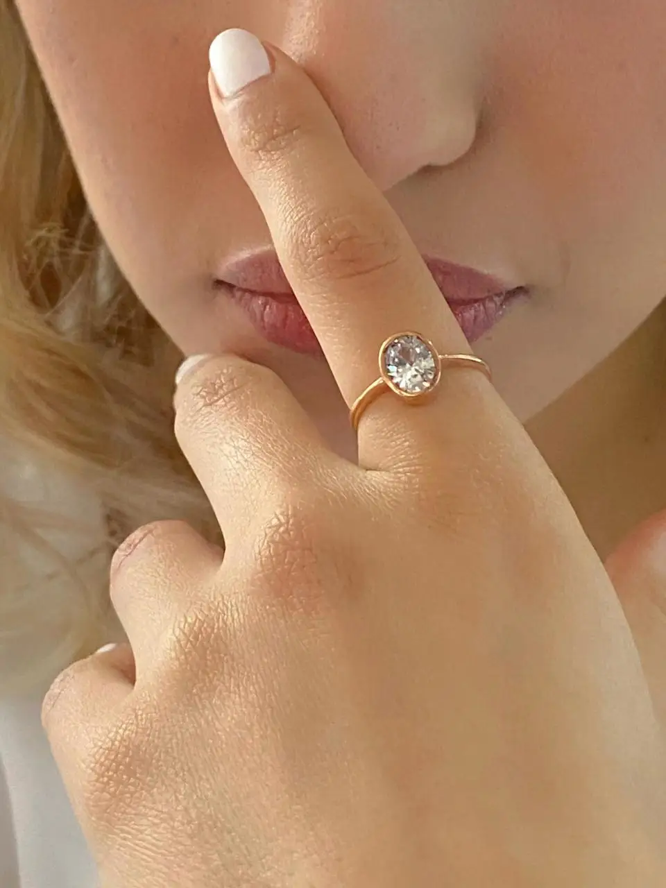 

Tiny Oval White Zircon Stone 925 Sterling Silver Ring