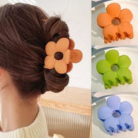 fashion large flower plastic hair clips women girls candy colors acrylic claw clip ponytail holder hairpins headwear accessories